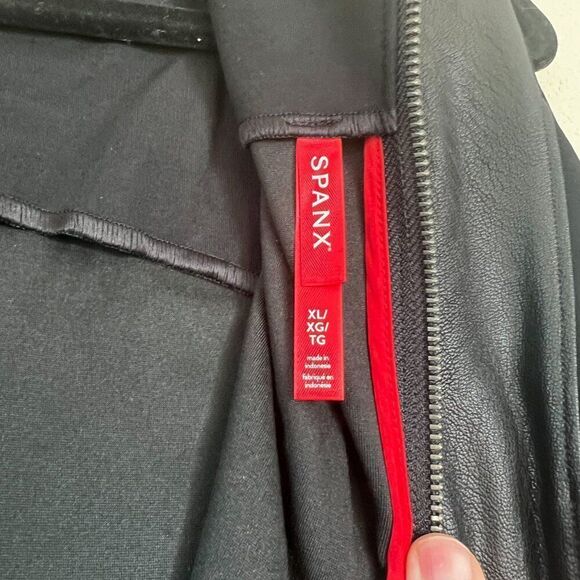 NWT! SPANX Black Leather-Like Combo Fitted Sheath Dress Size XL - Picture 8 of 9